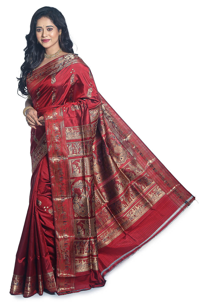 13 Most Beautiful Bollywood Brides in Traditional Sarees