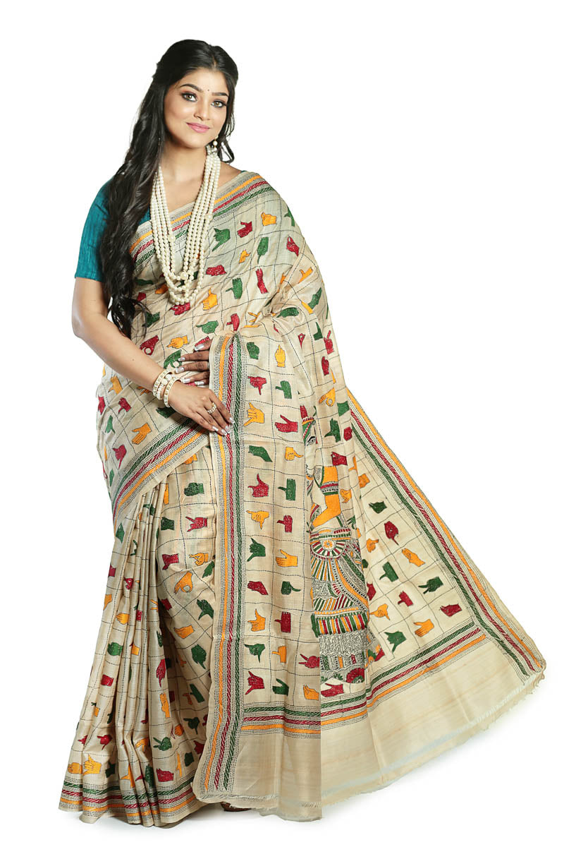 Check out the Latest Trends of Design Sarees at Banglar Sare