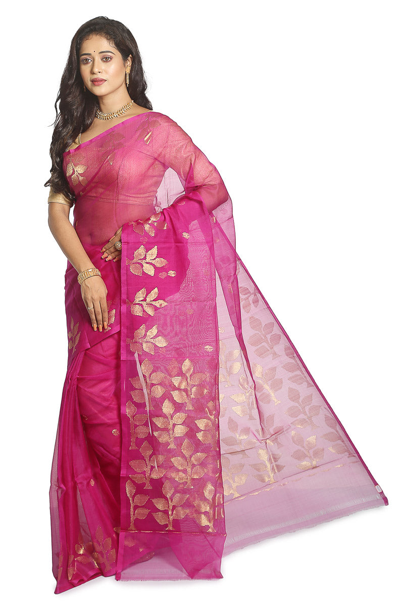 Bollywood Celebrities In Saree Who Look Gorgeous