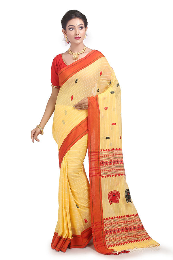 What type of saree will be good for coming Durga Puja on different days?